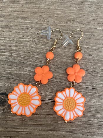 Paire de boucles d oreilles silicone fleurs