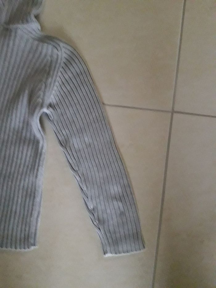 Gilet avec capuche - 9/10 ans - photo numéro 7
