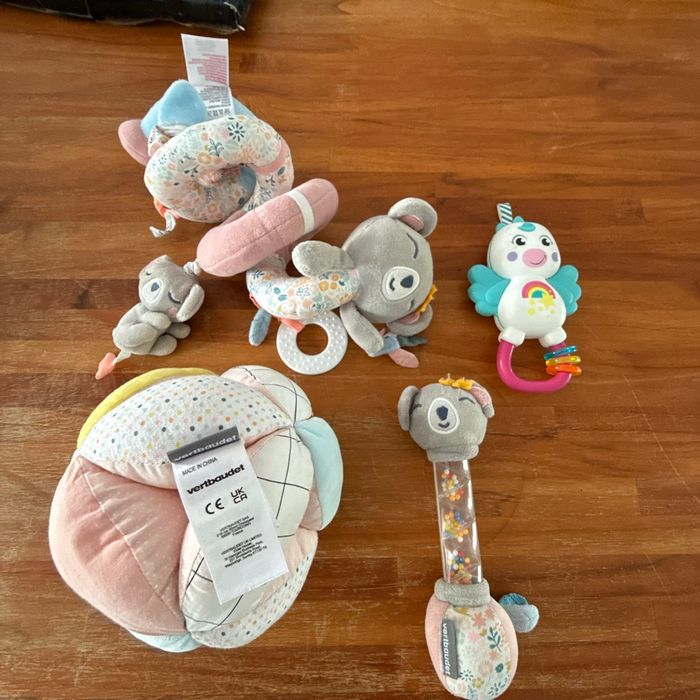 Jouer pour bébé éveil lot de quatre