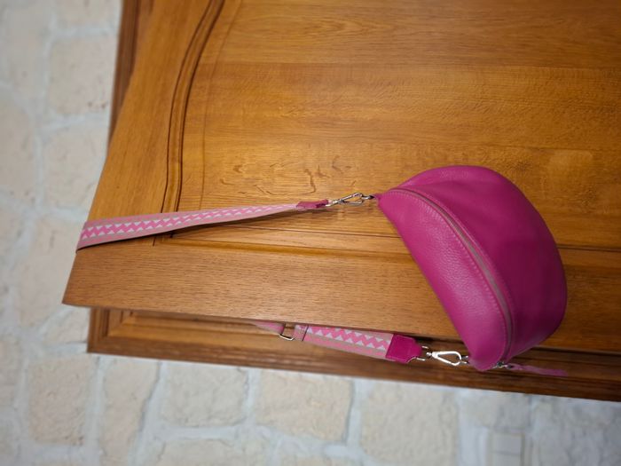 sac banane en cuir fuchsia - photo numéro 5