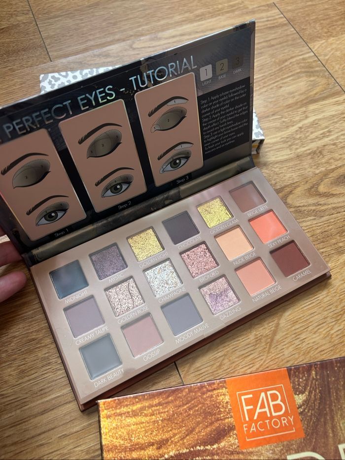 Lot palette maquillage - photo numéro 4