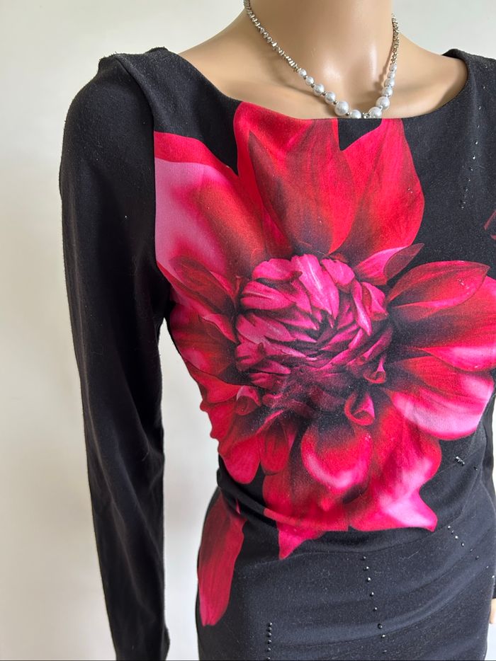Robe noire et rose à manches longues Desigual taille L bon état - photo numéro 4