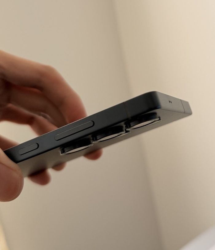 Samsung Galaxy S25 Ultra Titane noir de jais 1 To - photo numéro 3