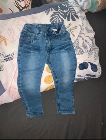 Jeans bébé garçon taille 18 mois🐼
