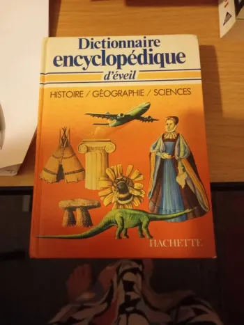 Dictionnaire Encyclopédique d éveil