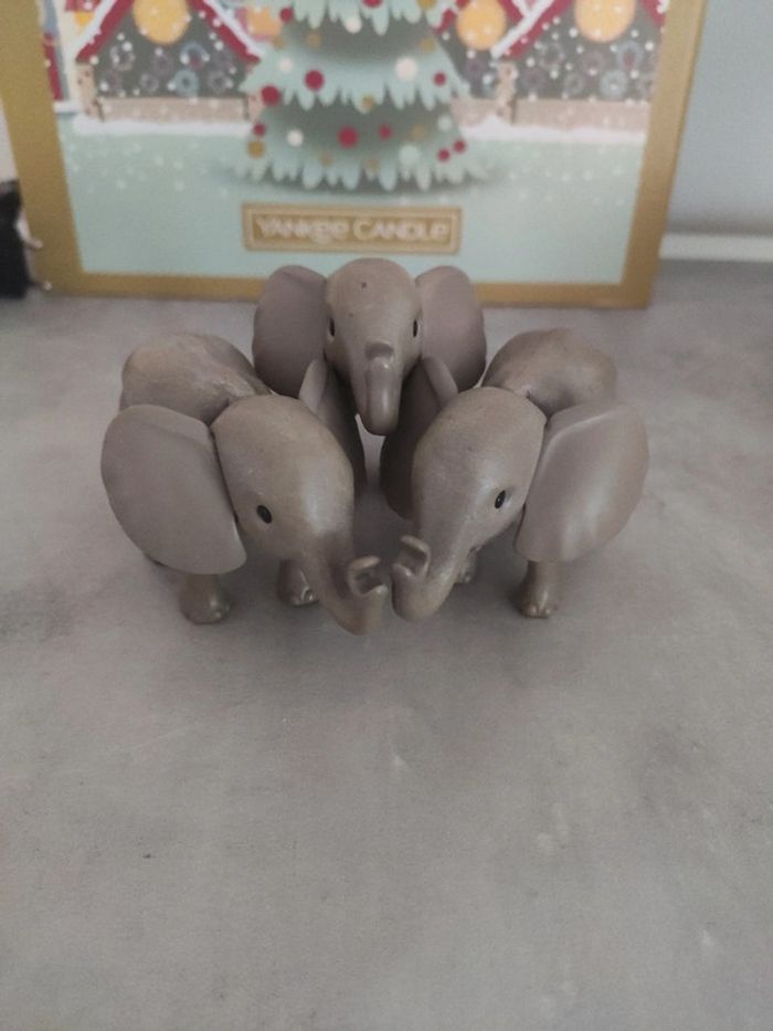 Playmobil 3 éléphants gris - photo numéro 3