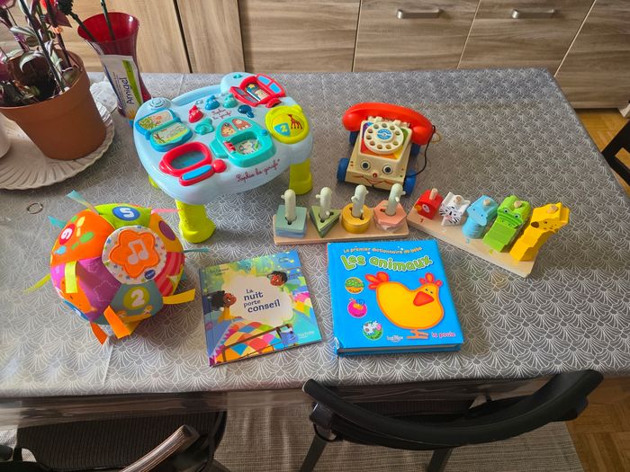 Lot de jouets 1er âge
