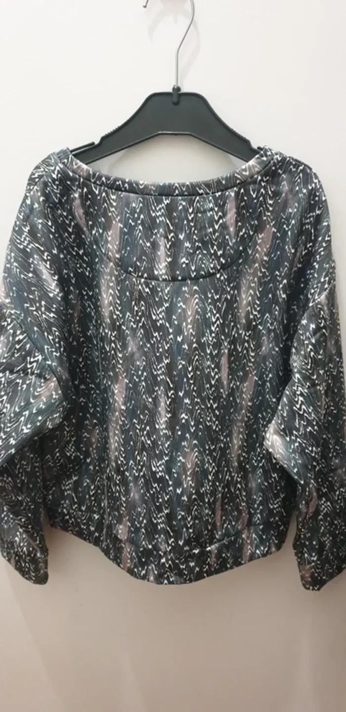 Sweat ample Nike Taille 6-7 ans (116-122cm) - photo numéro 4