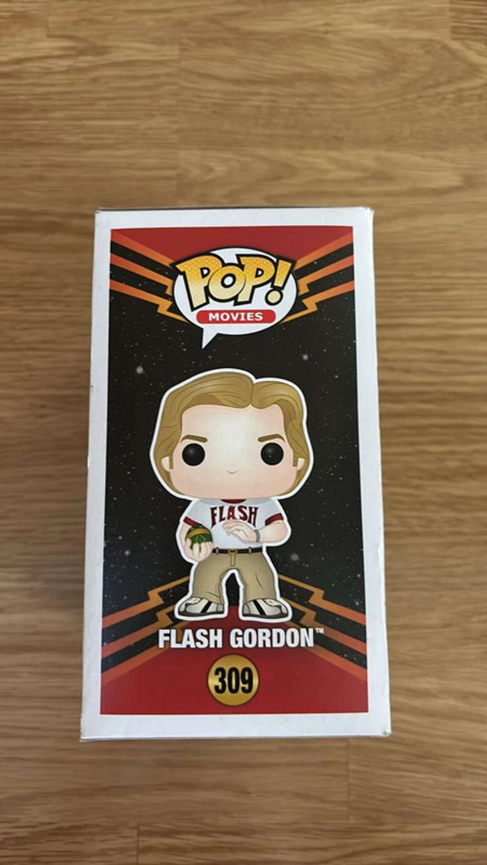 Funko Pop 309 Flash Gordon - photo numéro 4