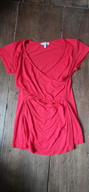 Haut rouge envie de fraise