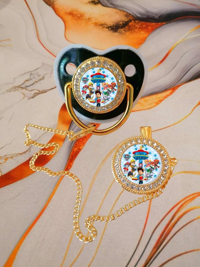 Tétine noir paw patrol