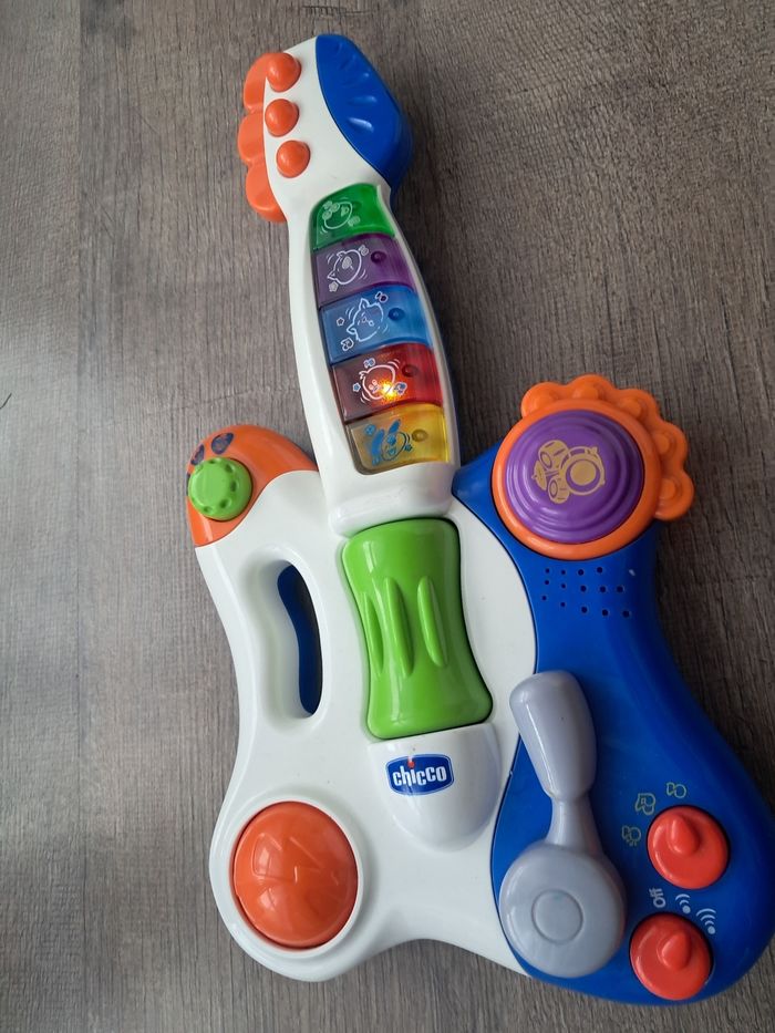 Guitare électronique - photo numéro 2