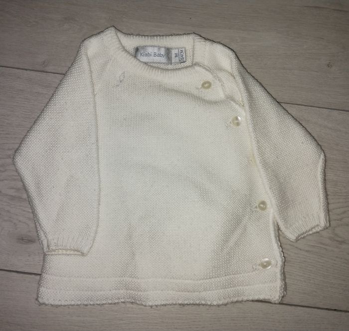 Lot gilets et bonnets - photo numéro 2