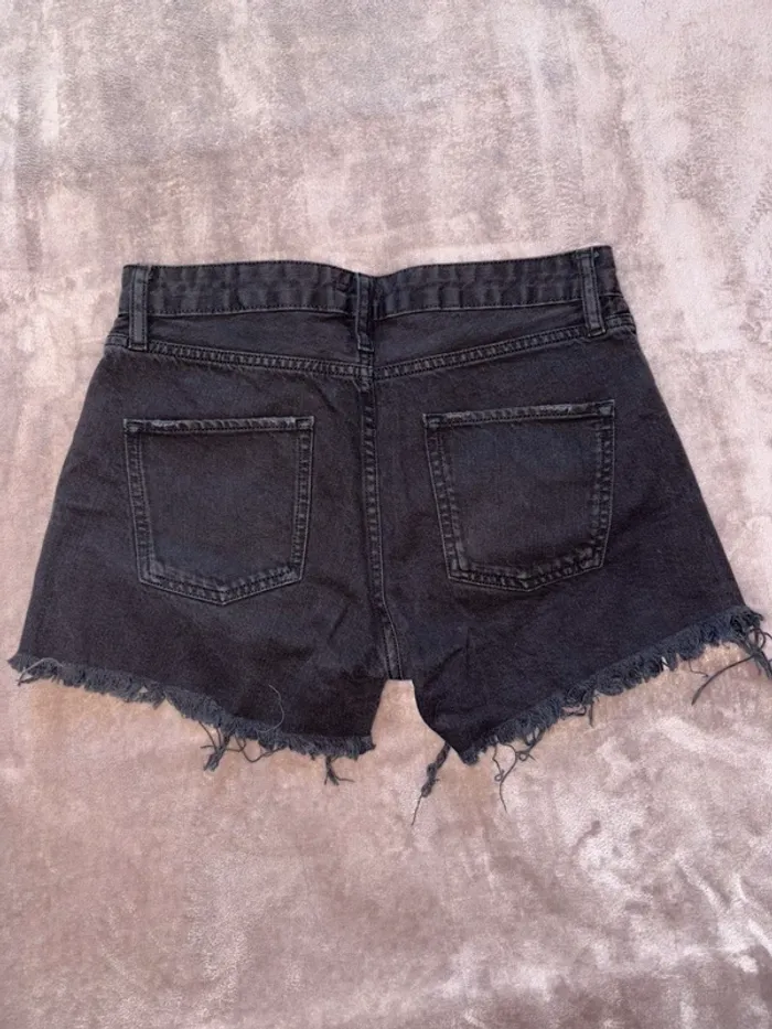 Short en jean noir femme taille S school Rag en très bon état - photo numéro 2