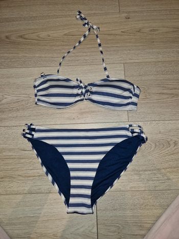 Bikini neuf sans étiquette