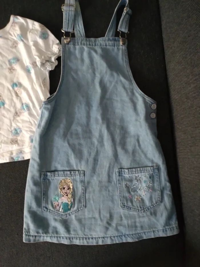 Ensemble reine de neige taille 6/7 ans Primark - photo numéro 3