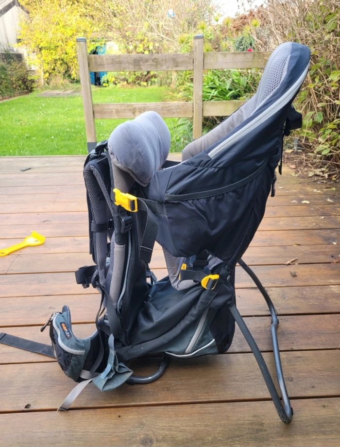 Porte-bébé deuter kid comfort 3 avec protection de pluie - photo numéro 3