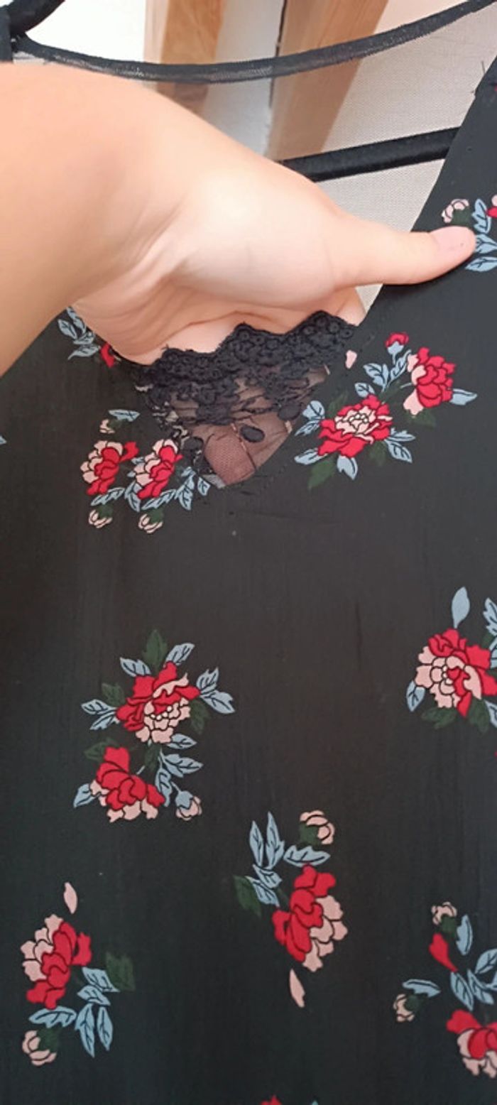 Robe noir à fleurs 42 - photo numéro 3
