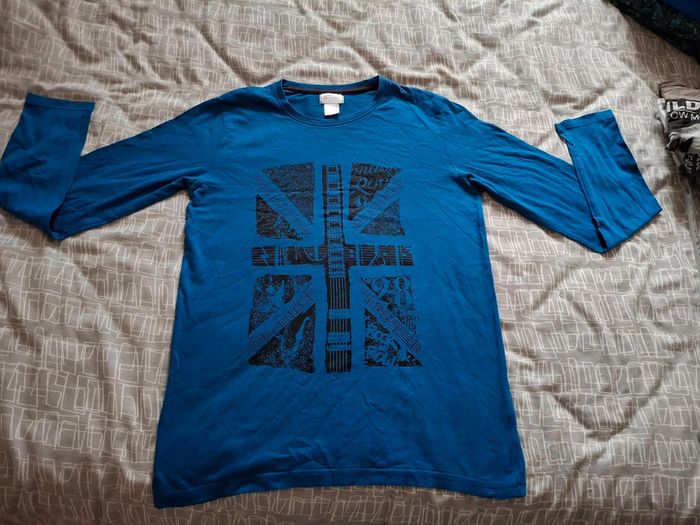 tee-shirt bleu 16 ans