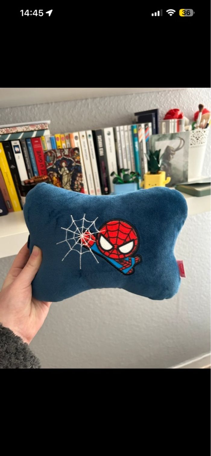 Coussin Spiderman pour appui tête miniso