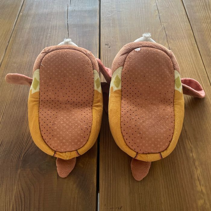 Chausson taille 27 wish Disney - photo numéro 5