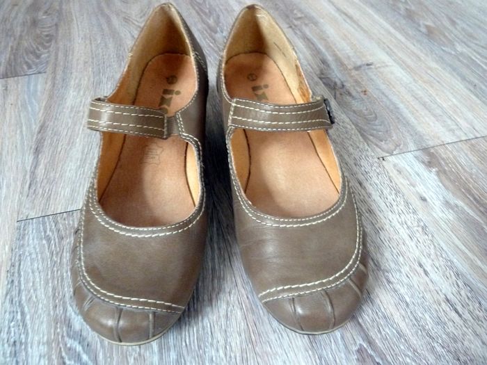 Sandales cuir femme 38