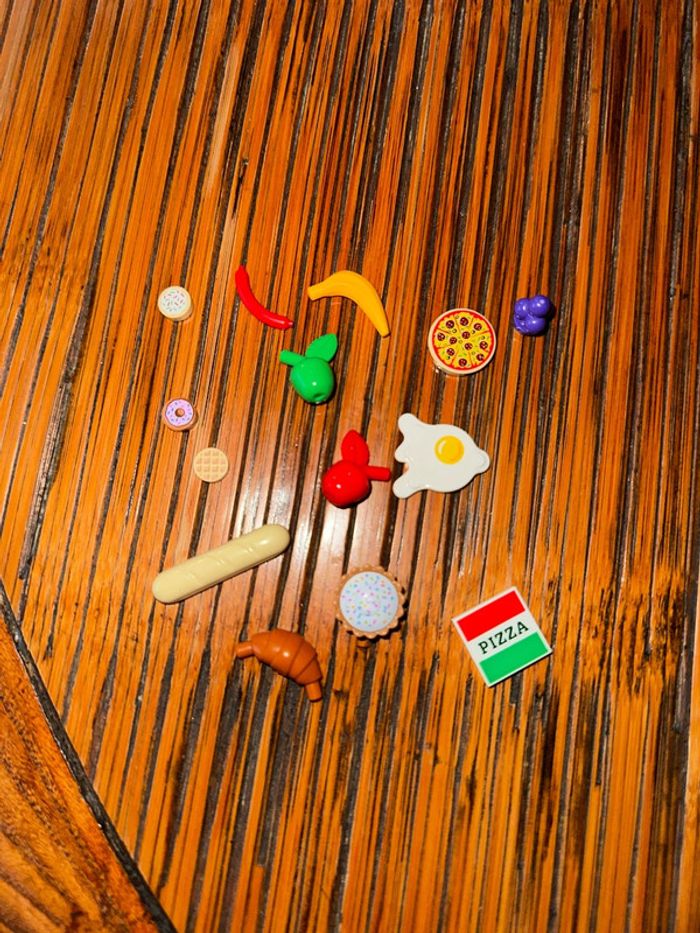 15 accessoires pour figurines Lego (aliments)