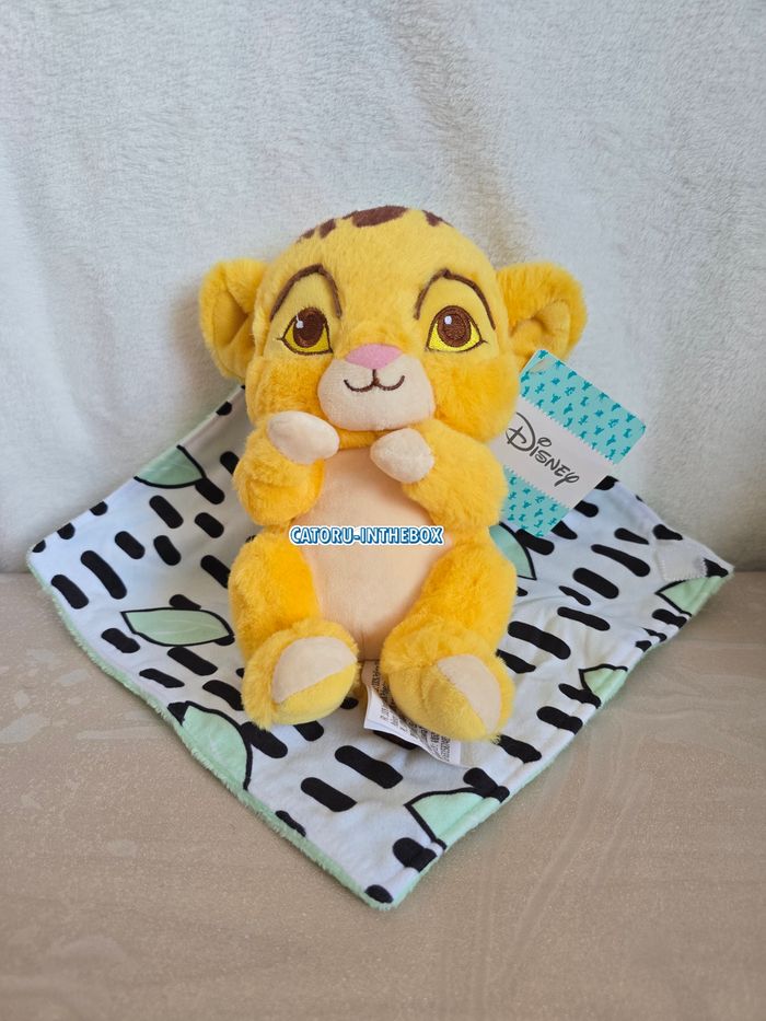 Doudou peluche avec couverture / Comforter Disney Roi Lion Simba the Lion King - photo numéro 2