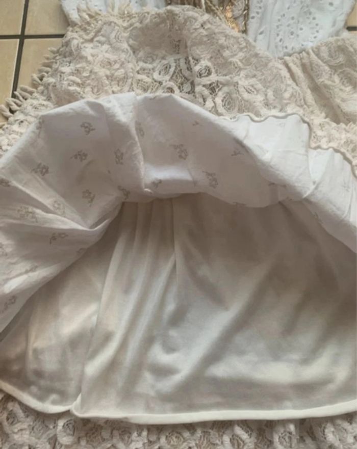 Sublime robe chic avec details dore évasé en dentelle 🍭🍭 - photo numéro 5