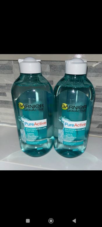 Eau micellaire tout en 1 peaux grasses et sensibles