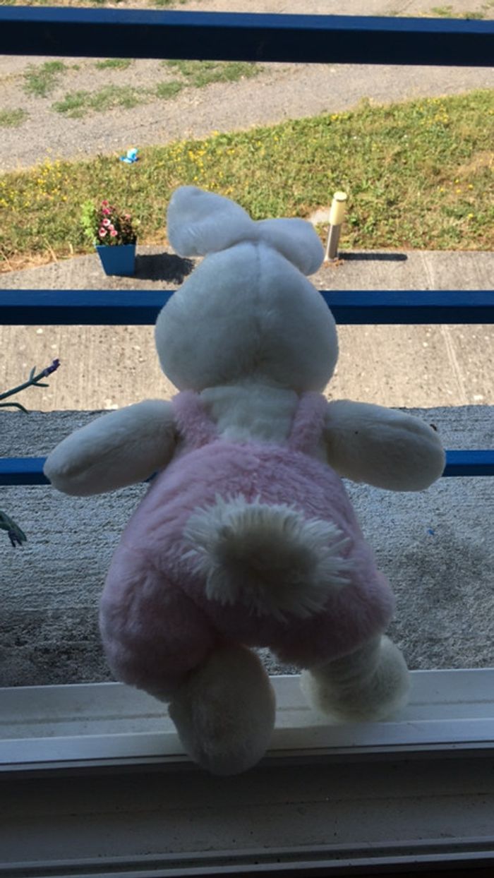 Peluche lapin blanche/rose en très bon état - photo numéro 3