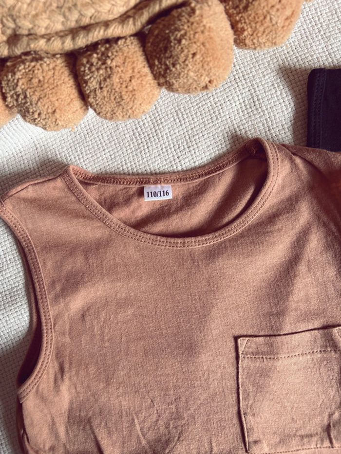 Lot de 2 débardeur noir et marron camel zeeman 110/116 - photo numéro 3