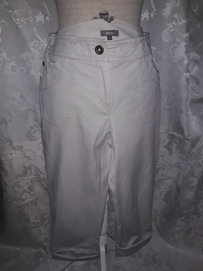 Faby27800 Pantalon femme "Phildar" couleur : beige fermeture éclair et 1 bouton 2 poches sur le deva - photo numéro 2