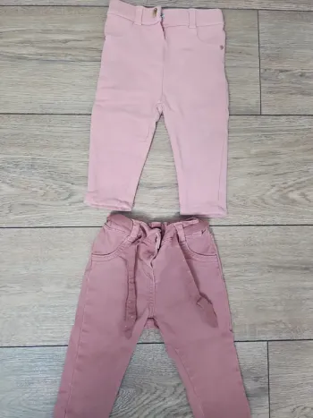 2 pantalons bébé fille