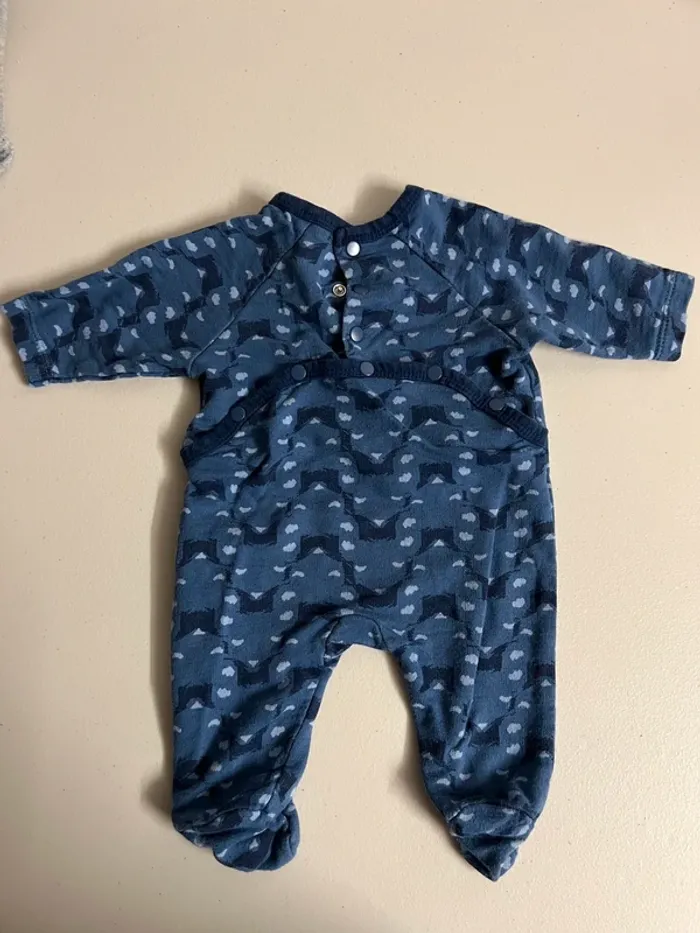 Pyjama 1 mois - photo numéro 4