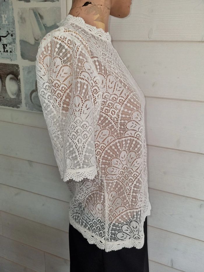 Top dentelle T34-36 - photo numéro 2