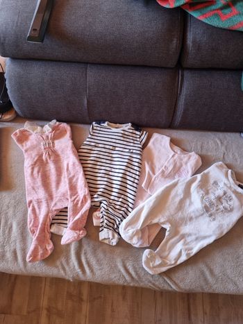 Lot 4 Pyjamas 3 mois