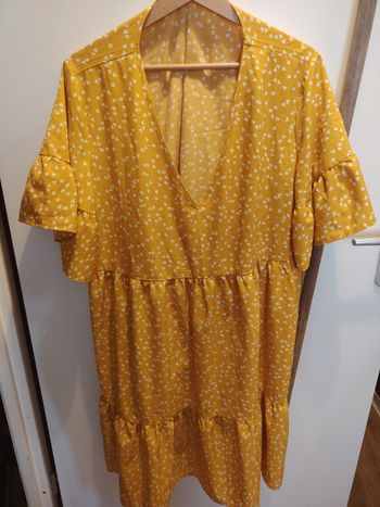 Robe jaune moutarde
