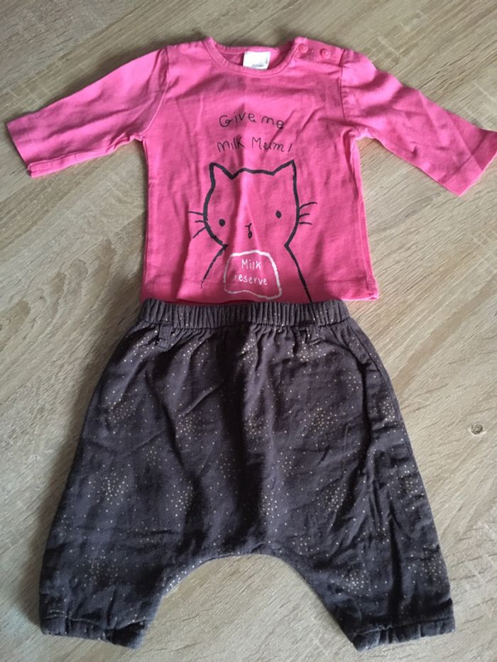 Sarrouel + teeshirt taille 1 mois