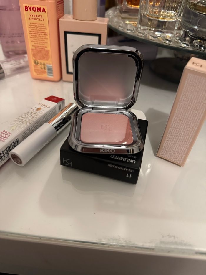 Lot de maquillage KIko - photo numéro 2