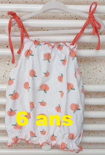 Débardeur blanc abricot motif abricot motif pêche Newness Taille 6 ans