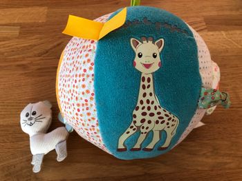 Balle d éveil Sophie la girafe