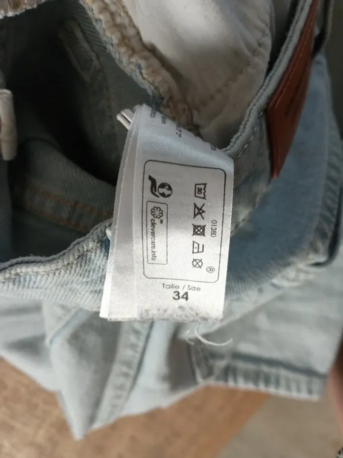 Jean 34 - photo numéro 4