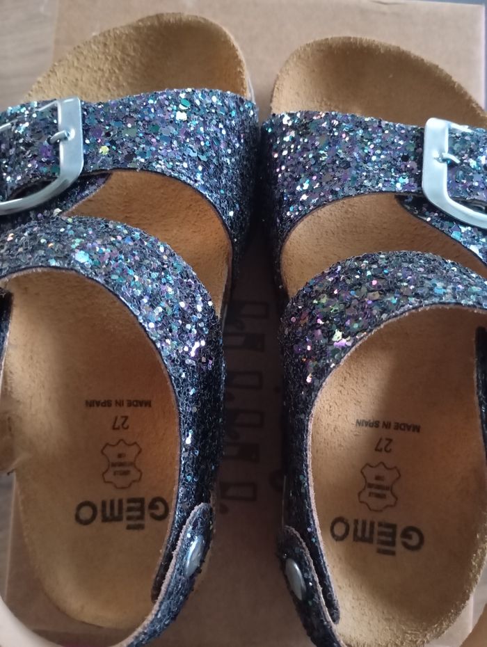 Magnifique sandales neuves pour fille en taille 27 - photo numéro 5