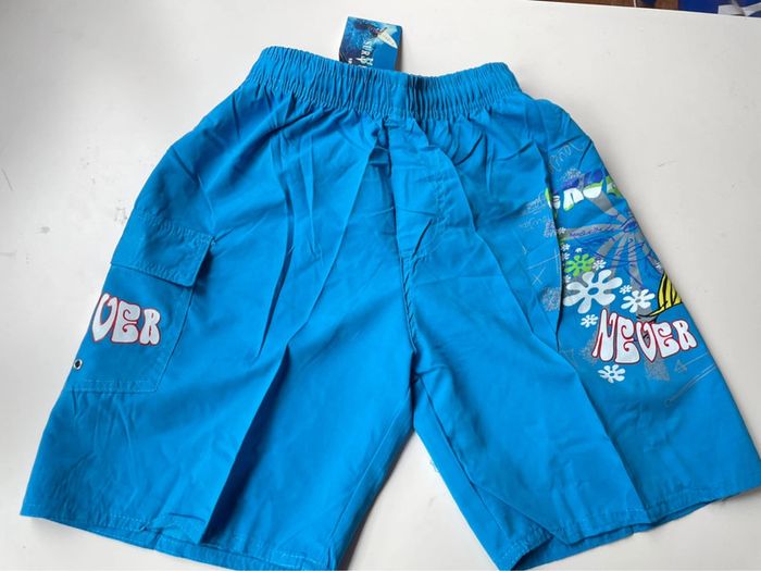 Short de bain bleu taille 12 ans survive sport