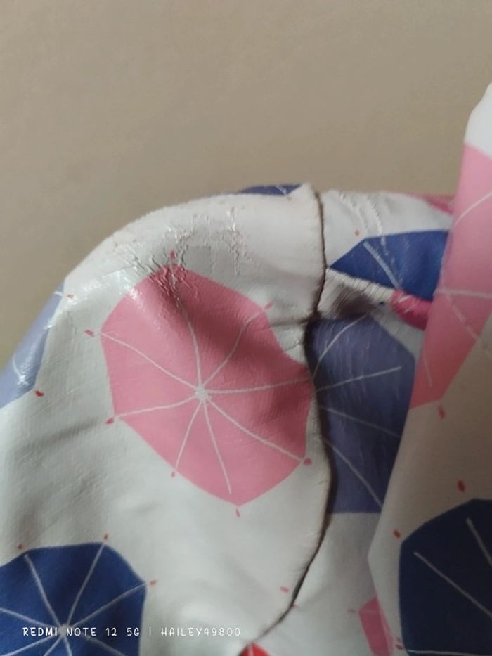 Imperméable DPAM motif parapluie  taille 8 ans - photo numéro 6