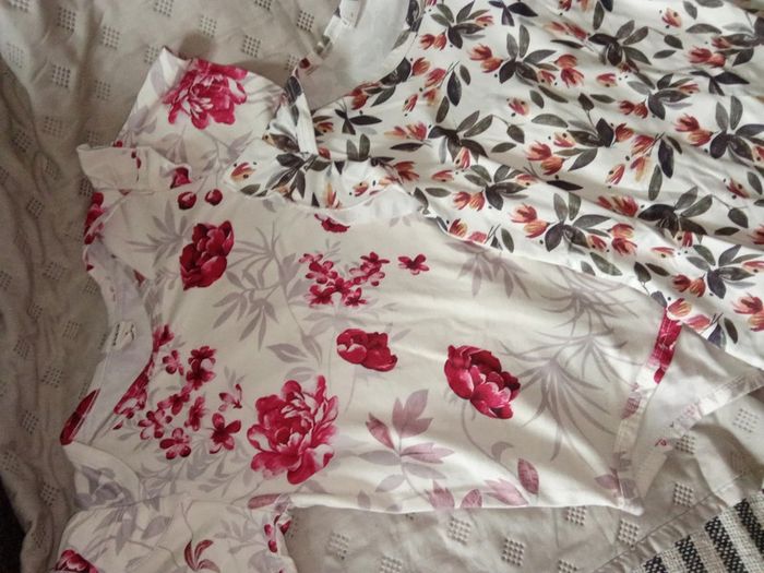 Lot de 2 bodies fleuris - shein - 92cm - 2-3 ans - photo numéro 3