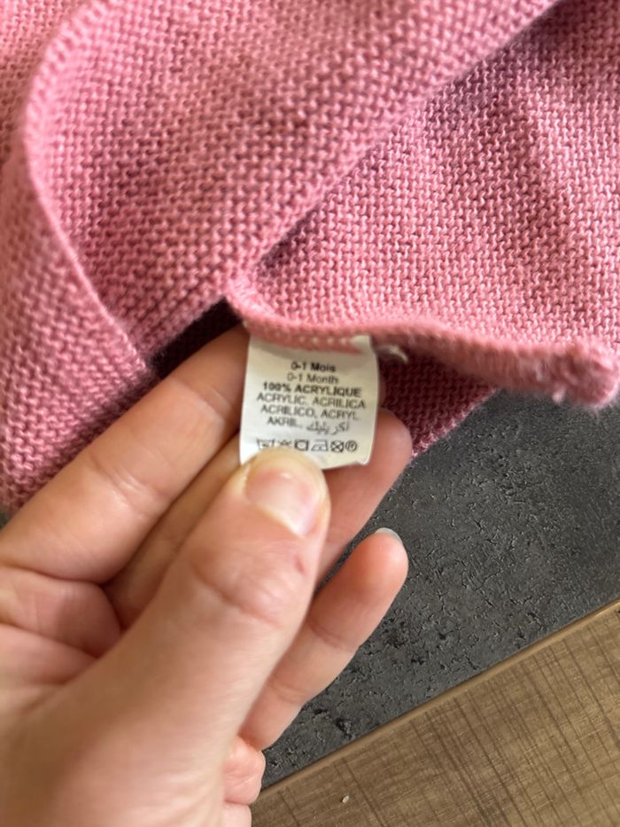 Brassière en tricot bébé taille 0-1 mois - photo numéro 2