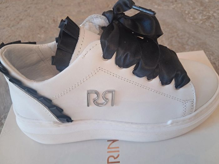 Rinascimento baskets été blanches P.36 neuves - photo numéro 2