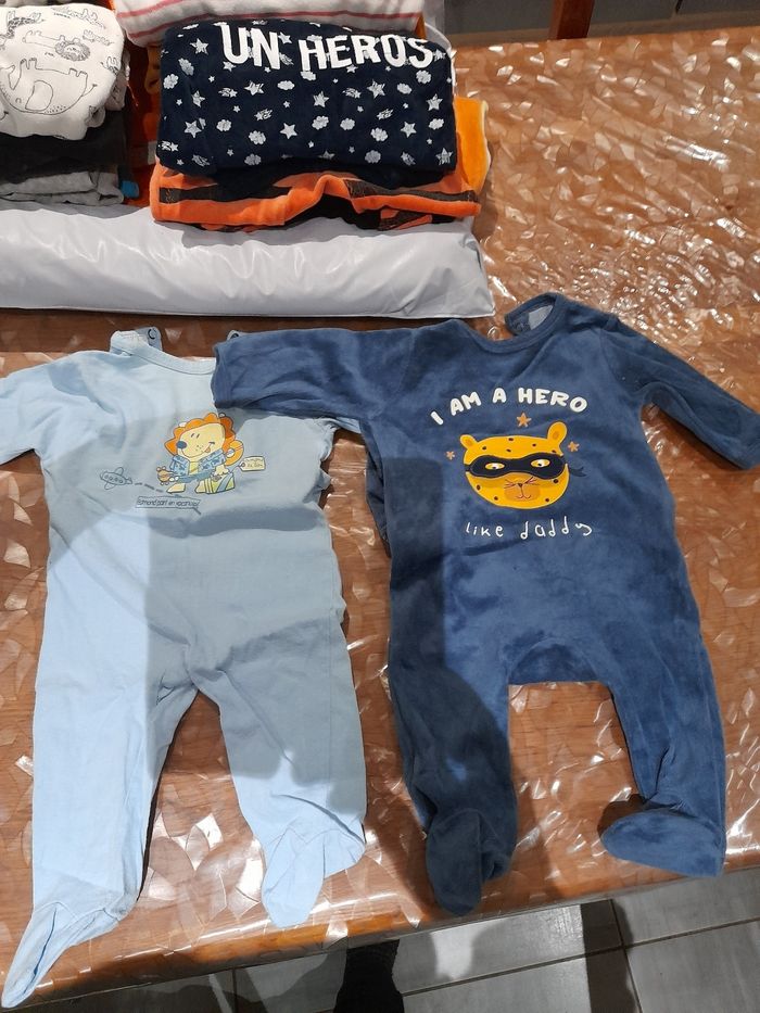 Pyjama - photo numéro 2